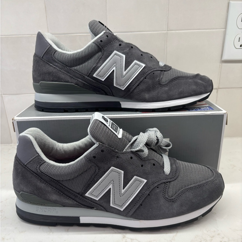 New Balance Classic Gray Sneakers